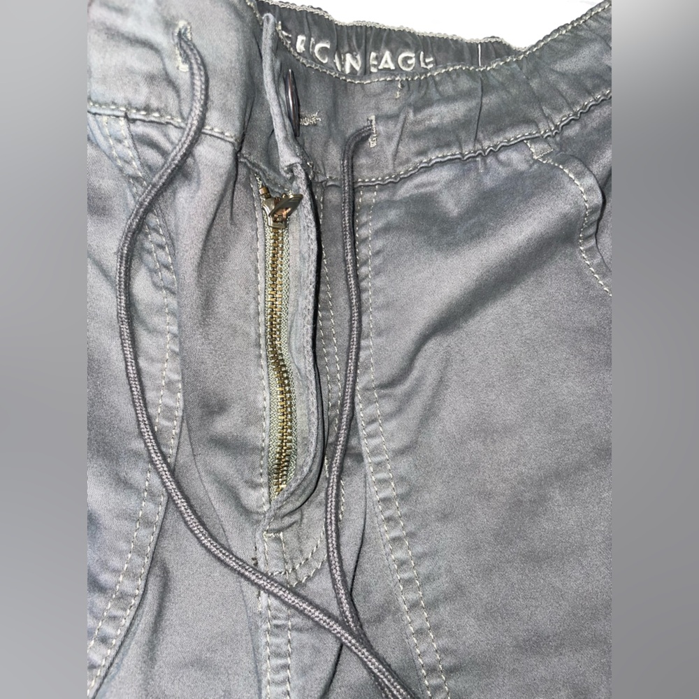 American Eagle Gray Charcoal Dye Drawstring Super Stretch Cargo Joggers Size 4 - Picture 10 of 11